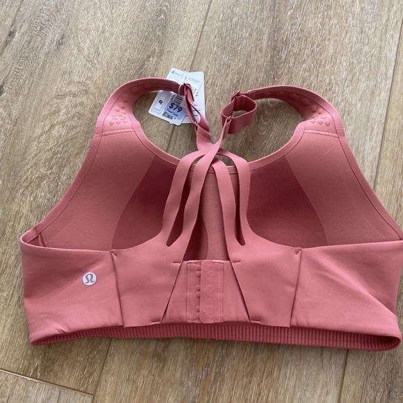 Lululemon air support bra - Picture 2 of 3